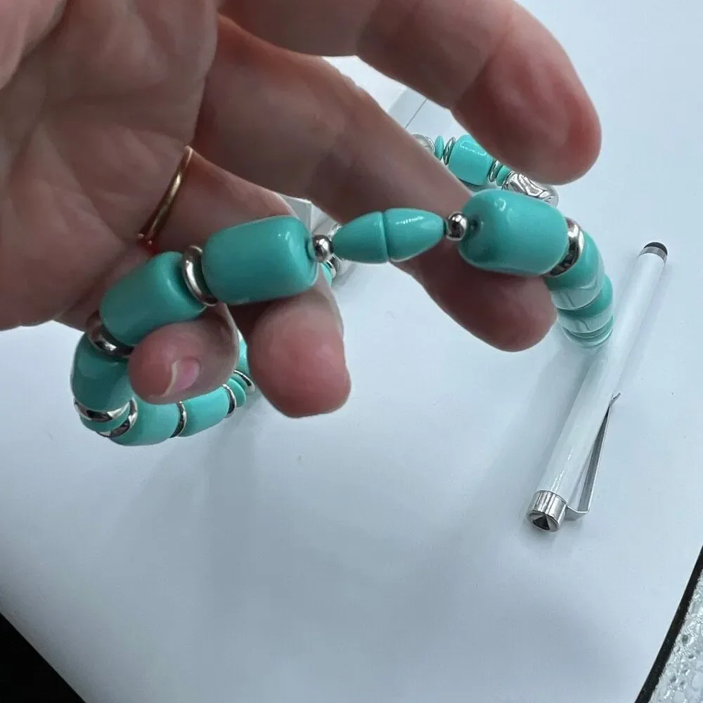 Vintage 1980’s acrylic silver & turquoise beaded necklace - Picture 3 of 7